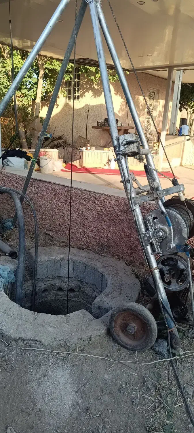 حفاری چاه آبی وخشکی|خدمات پیشه و مهارت|فلاورجان, |دیوار