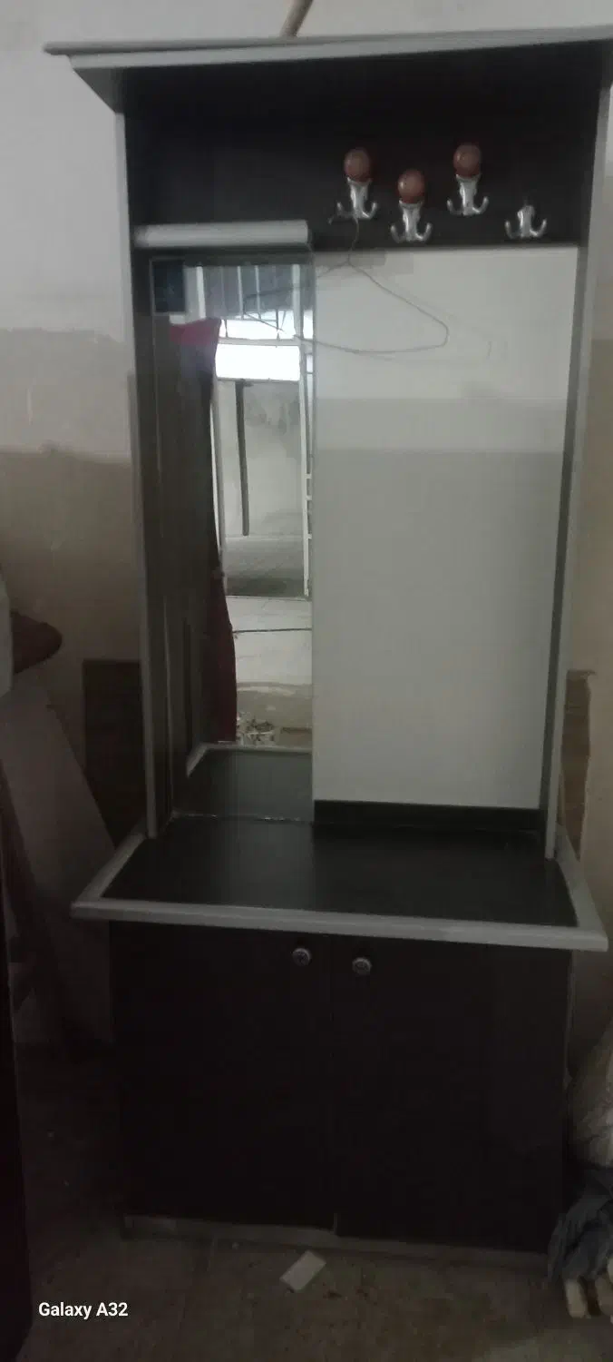 جا کفشی|جاکفشی، کمد، دراور|تویسرکان, |دیوار