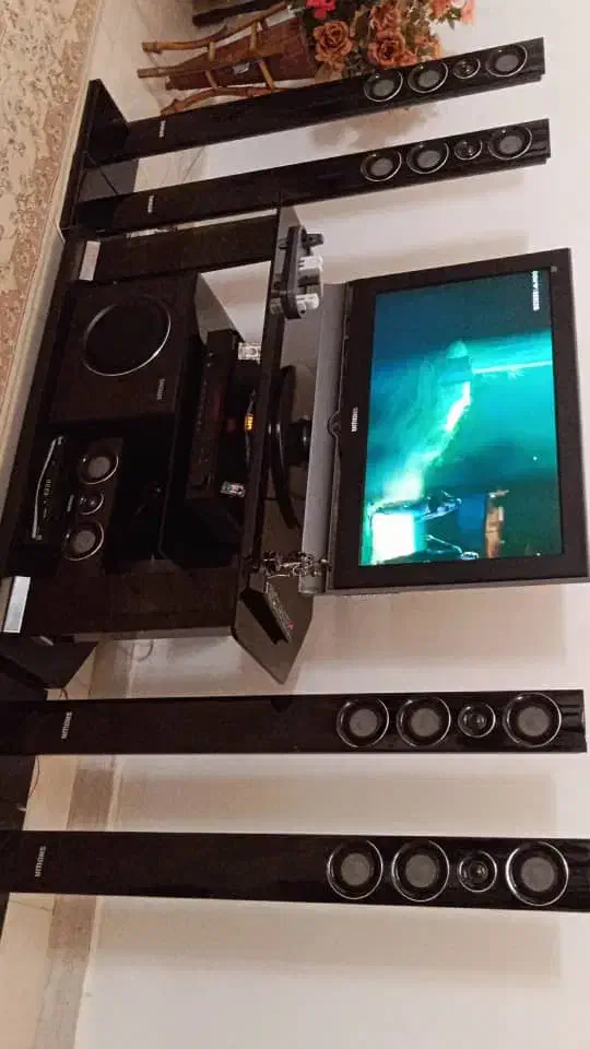 تلوزیون ال سی دی اسنوا درحد نو با باند|تلویزیون و پروژکتور|گرگان, |دیوار