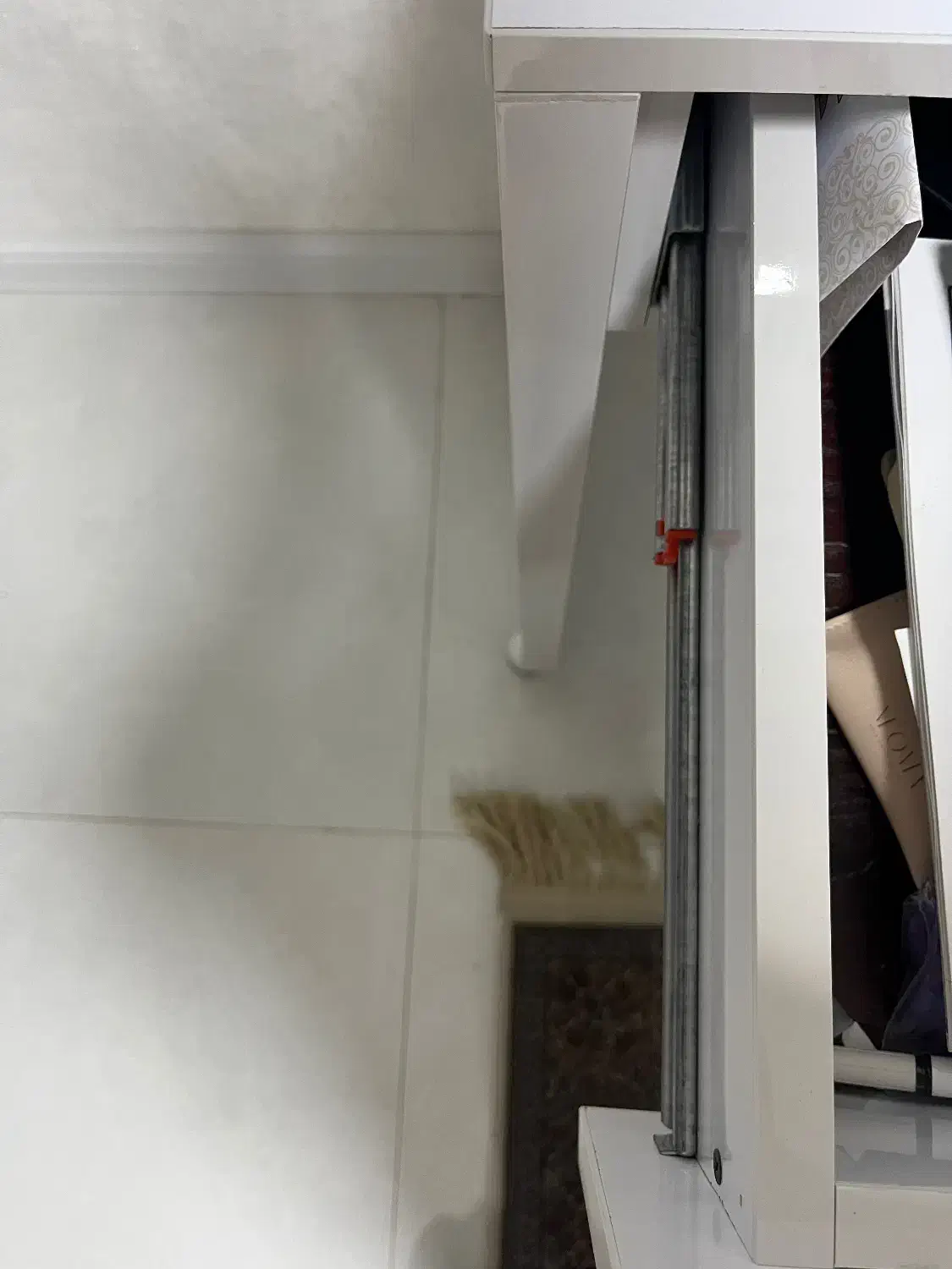 میز تحریر و میز کامپیوتر|میز تحریر و کامپیوتر|شیراز, جانبازان|دیوار