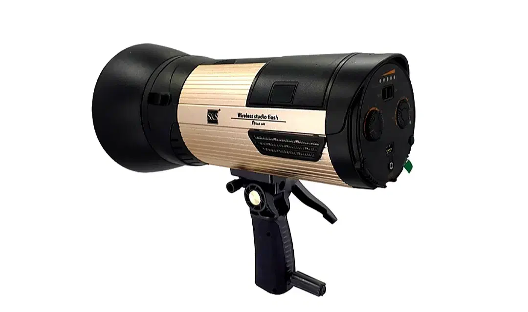 پک کامل فلاش استودیویی|دوربین عکاسی و فیلمبرداری|قم, دورشهر|دیوار