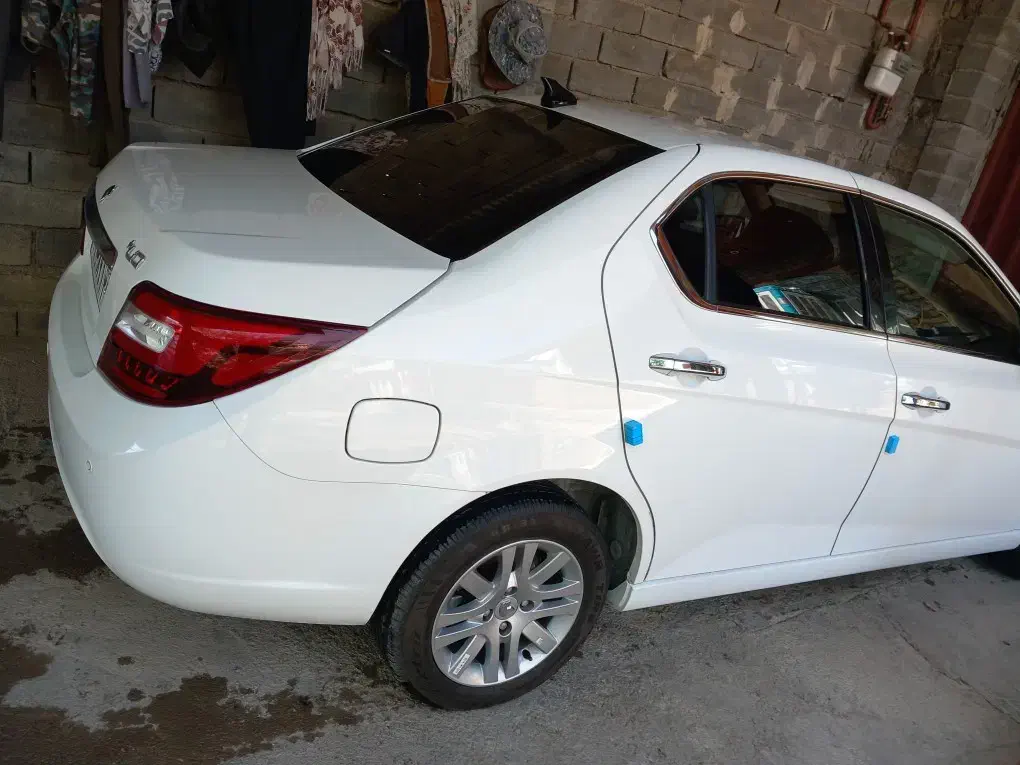 دنا پلاس|خودرو سواری و وانت|خرم‌آباد, |دیوار