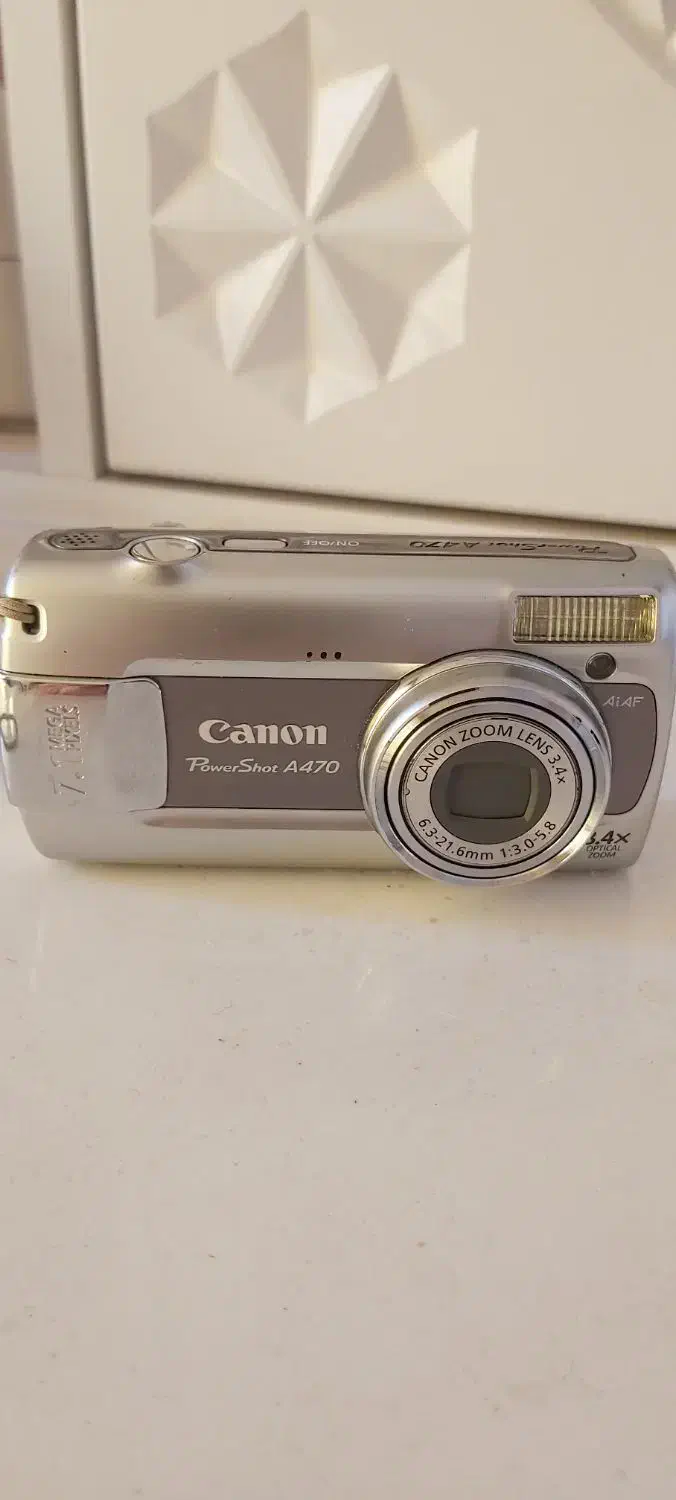 دوربین دیجیتال canon کاملا سالم.|دوربین عکاسی و فیلمبرداری|کرج, شهرک امام رضا (ع)|دیوار