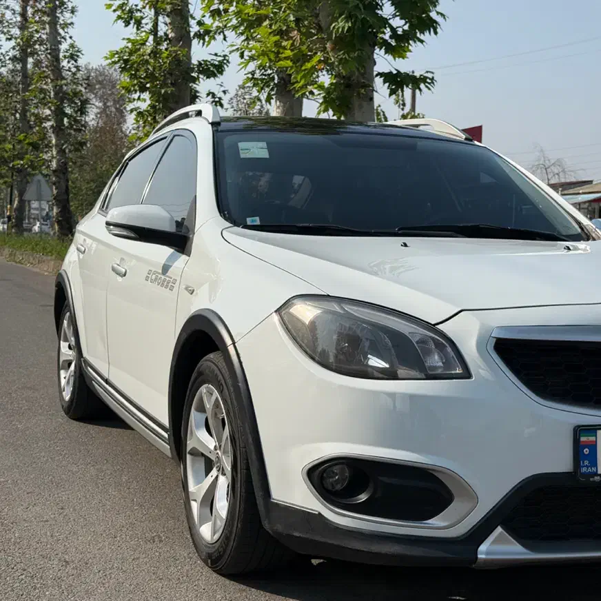 برلیانس ۳۲۰ کراس|خودرو سواری و وانت|فومن, |دیوار