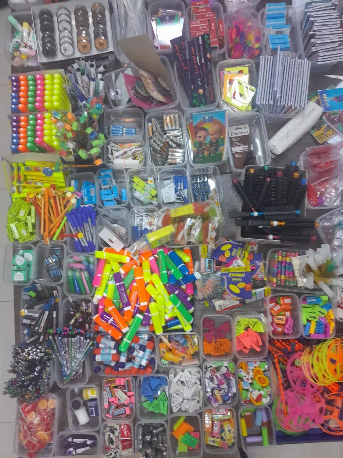 ژیلت،لوازم تحریر،جوراب وخرازی همه مدل فقط ۲۰تومان|لوازم التحریر|کرمانشاه, |دیوار