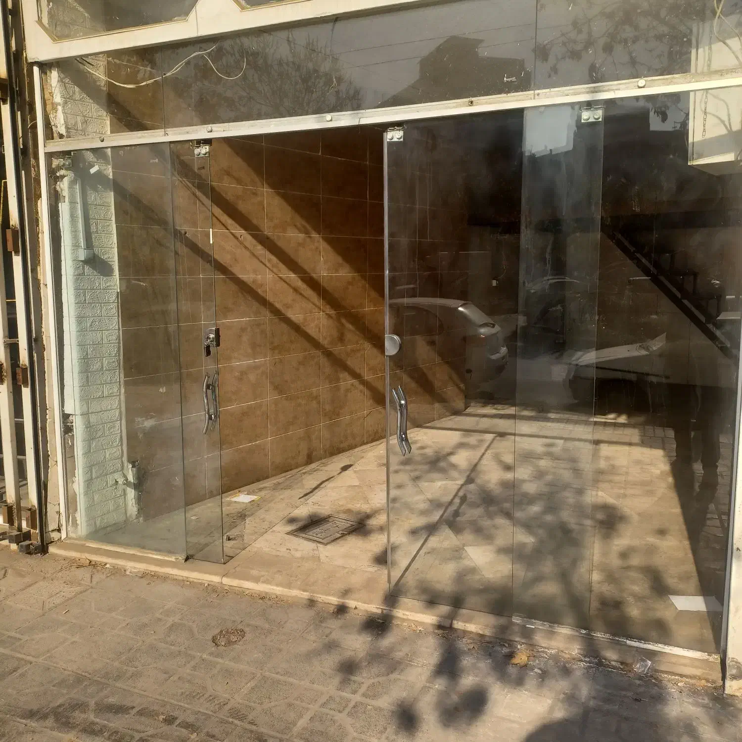 رهن واجاره مغازه|اجارهٔ مغازه و غرفه|مشهد, ایثارگران|دیوار