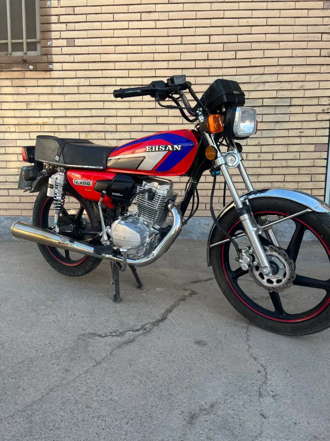 موتور۲۰۰انژیکتور احسان|موتورسیکلت|زرند, |دیوار