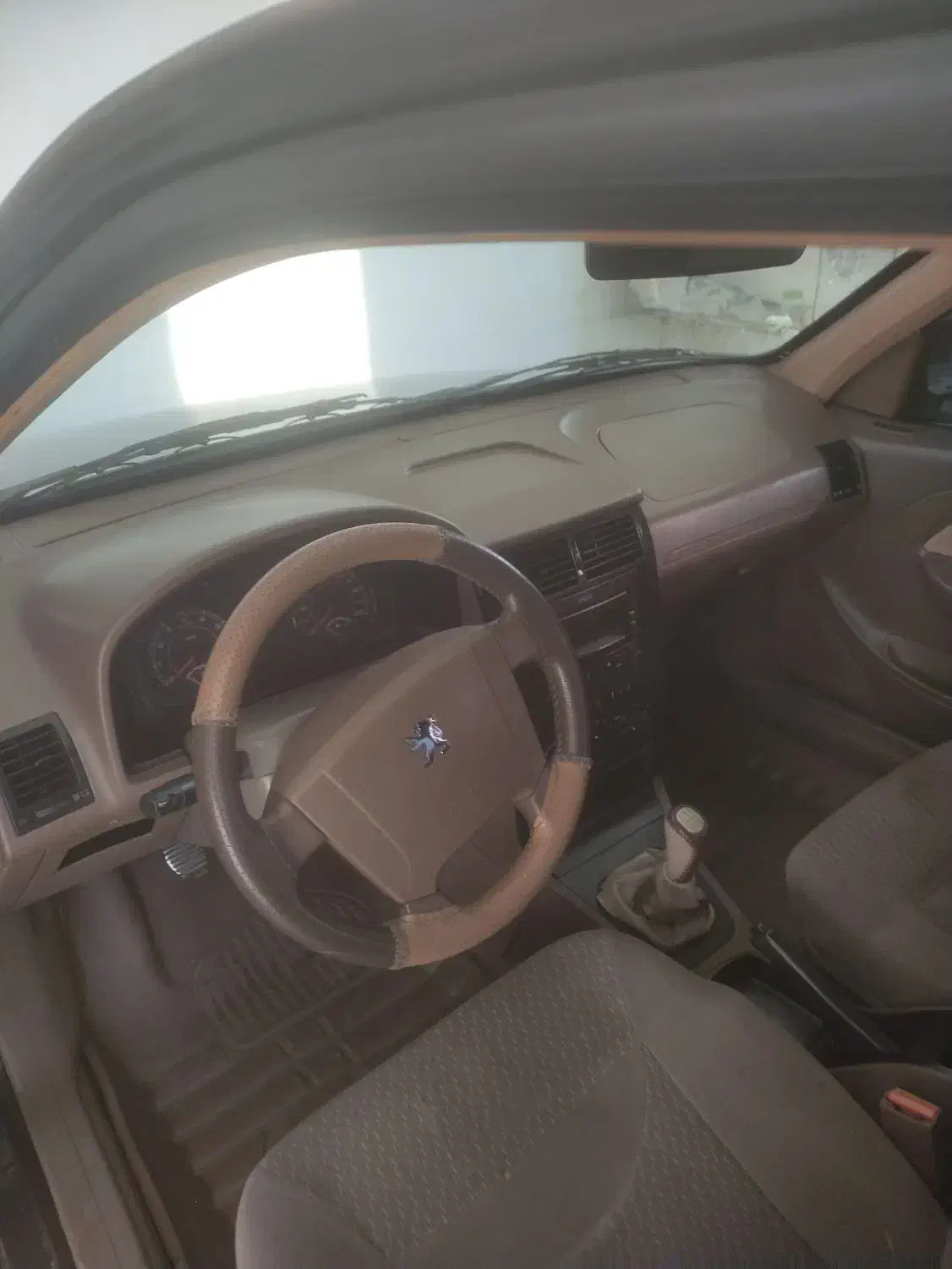 فنی به شرط لاستیک نوبی رنگ فقط صندوق یک کف دست رنگ|خودرو سواری و وانت|آمل, |دیوار