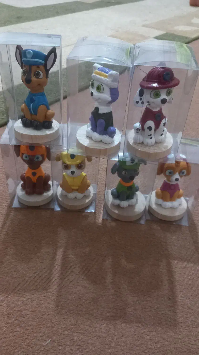 مجسمه سگ های نگهبان|اسباب‌بازی بچه|شاهین‌شهر, طالقانی|دیوار