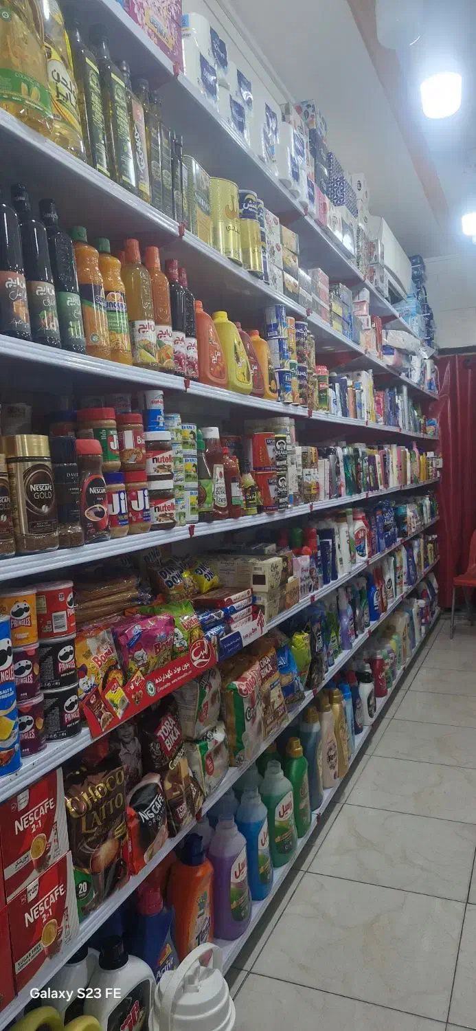یک نیرو جوان کار جهت همکاری در سوپر مارکت|استخدام خدمات فروشگاه و رستوران|شیراز, کلاهدوز|دیوار