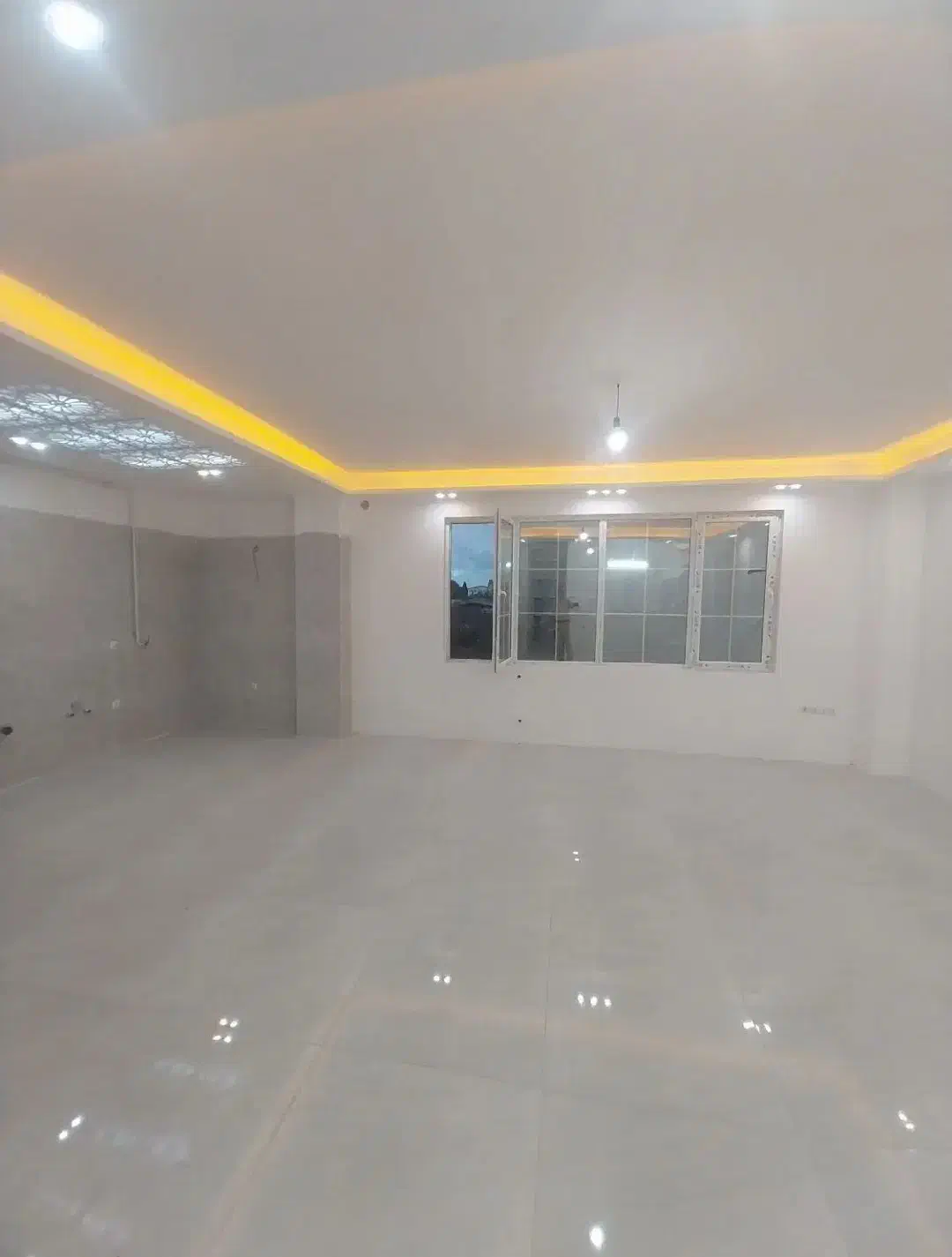 آپارتمان ۸۲ متری /داخل شهر/ ابتدای خیابان شهدا|فروش آپارتمان|رودسر, |دیوار