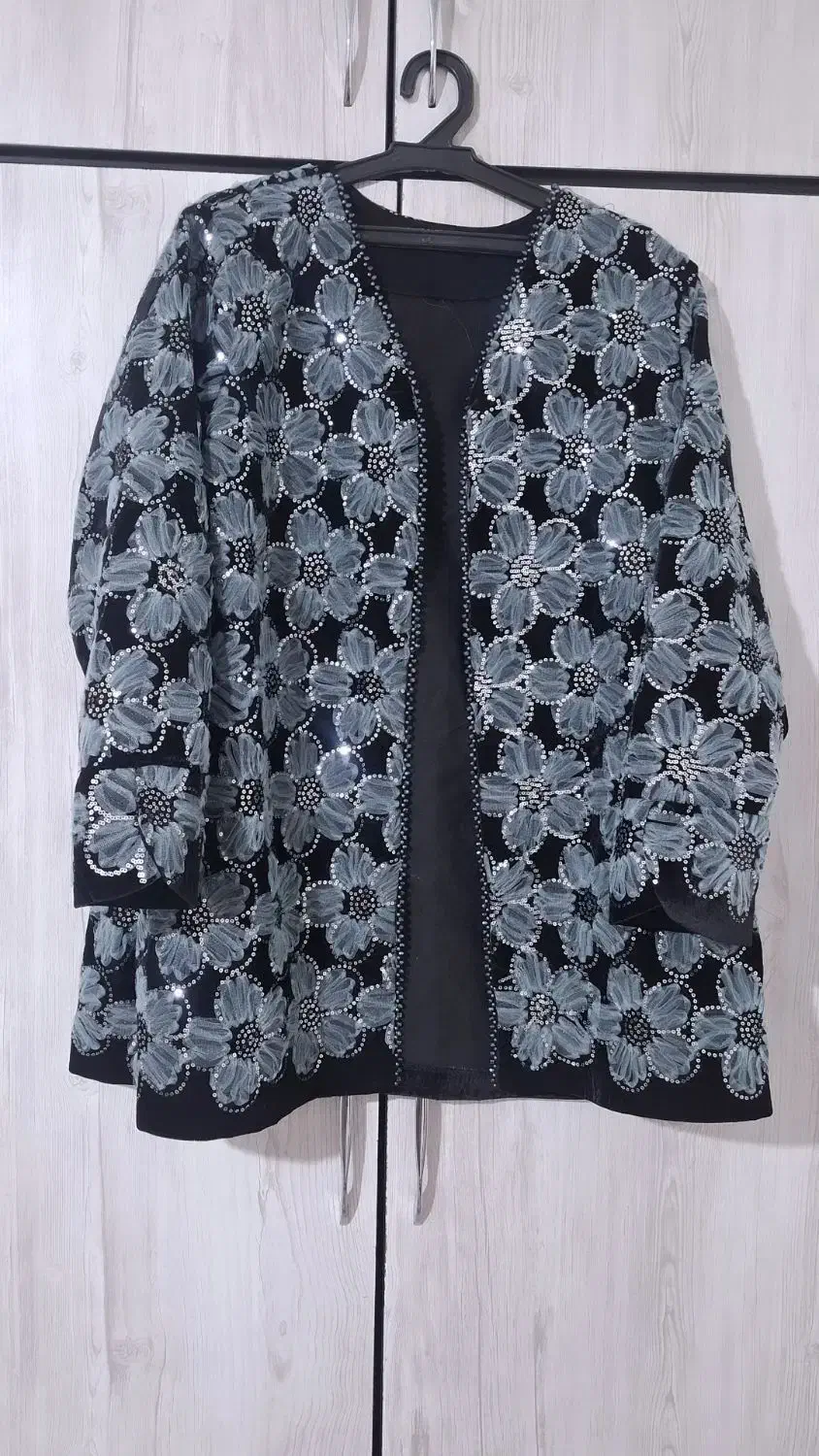 کت مزونی|لباس|ایلام, |دیوار