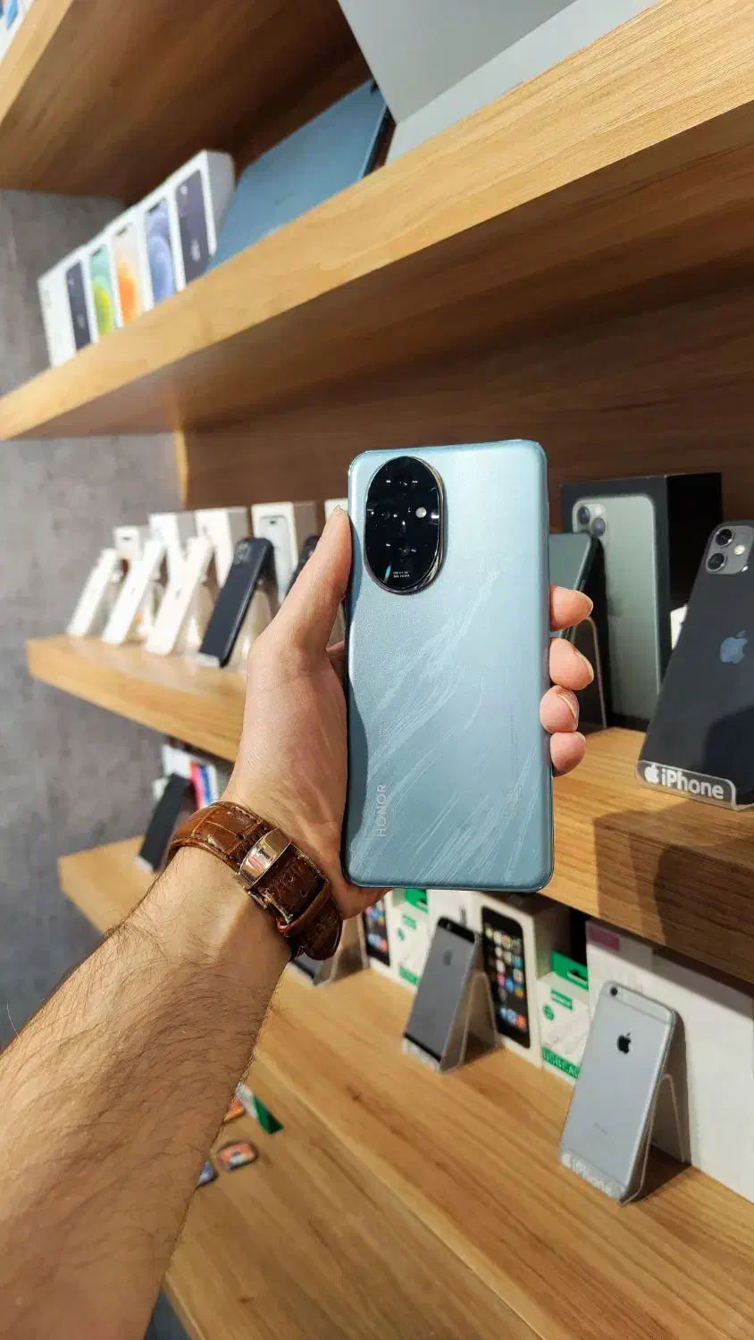 آنر ۲۰۰|موبایل|قم, عربستان|دیوار