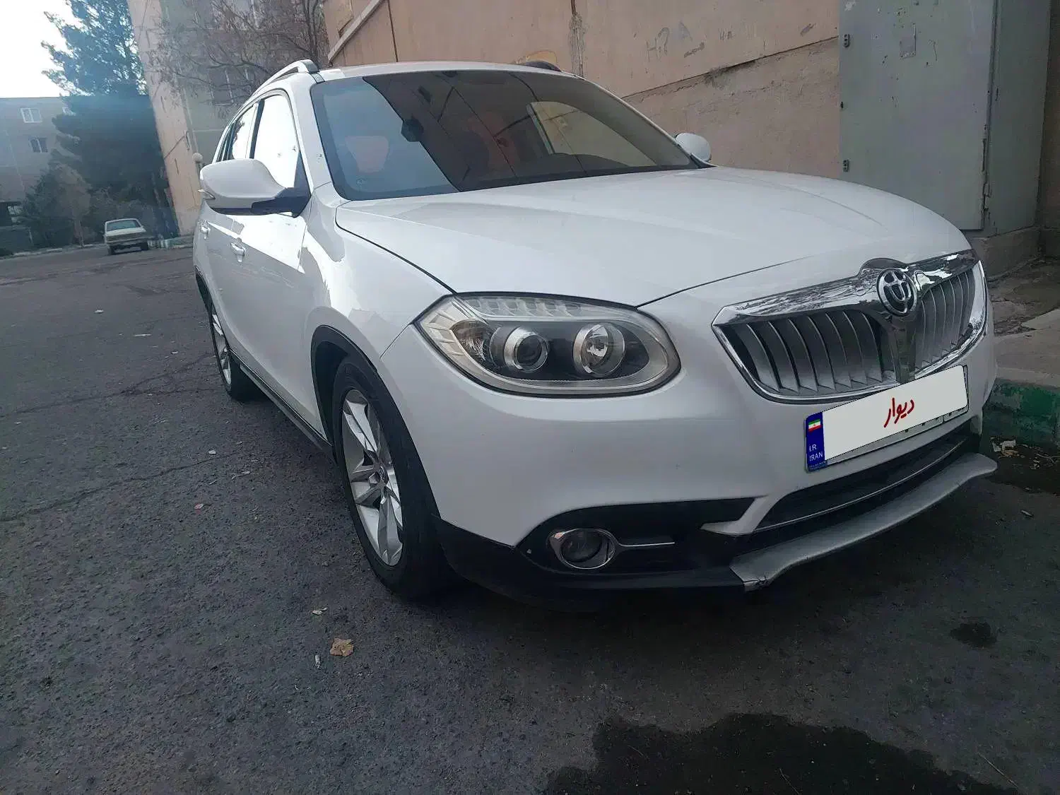 برلیانس V5 استثنایی|خودرو سواری و وانت|تهران, پونک|دیوار