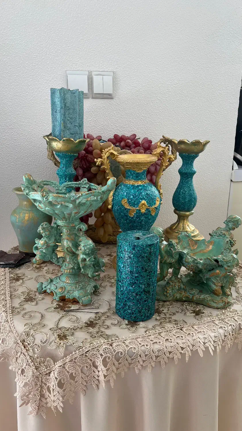 مجسمه|مجسمه، تندیس، ماکت|شاهین‌شهر, مخابرات (شهید بهشتی)|دیوار