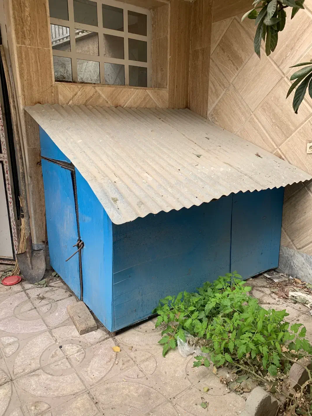 لانه مرغ و بوقلمون با میل کرد ساخته شده محکم|حیوانات مزرعه|بروجرد, |دیوار