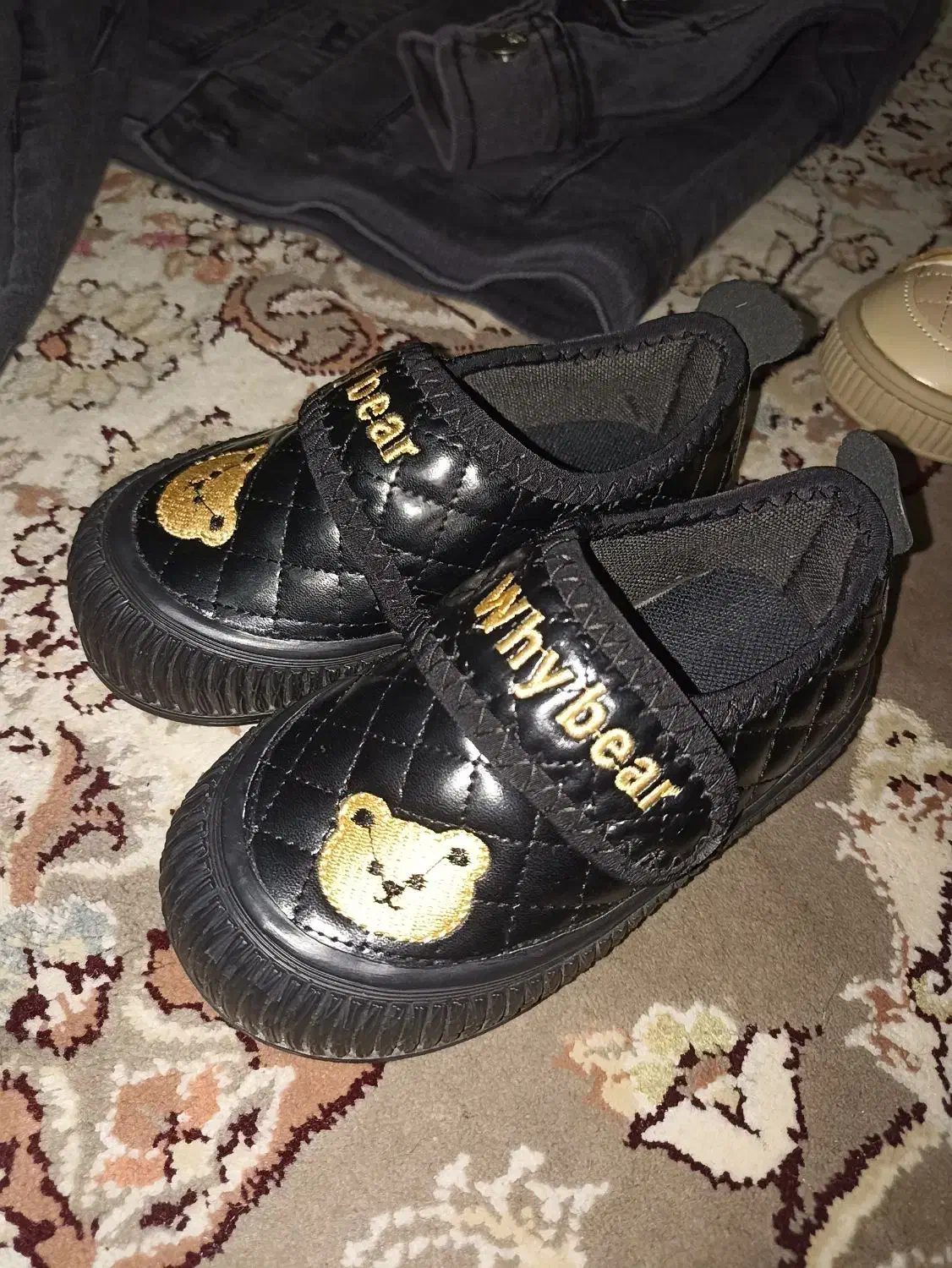 یک عدد بلوز شلوار لی ذغالی ست با کتانی مشکی|لباس|قم, ناصردیوان|دیوار