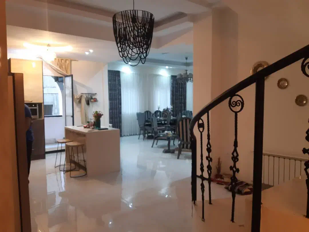 اجاره آپارتمان دوبلکس طراحی خاص در فاز ۱|اجارهٔ آپارتمان|کرج, فاز ۱ مهرشهر|دیوار