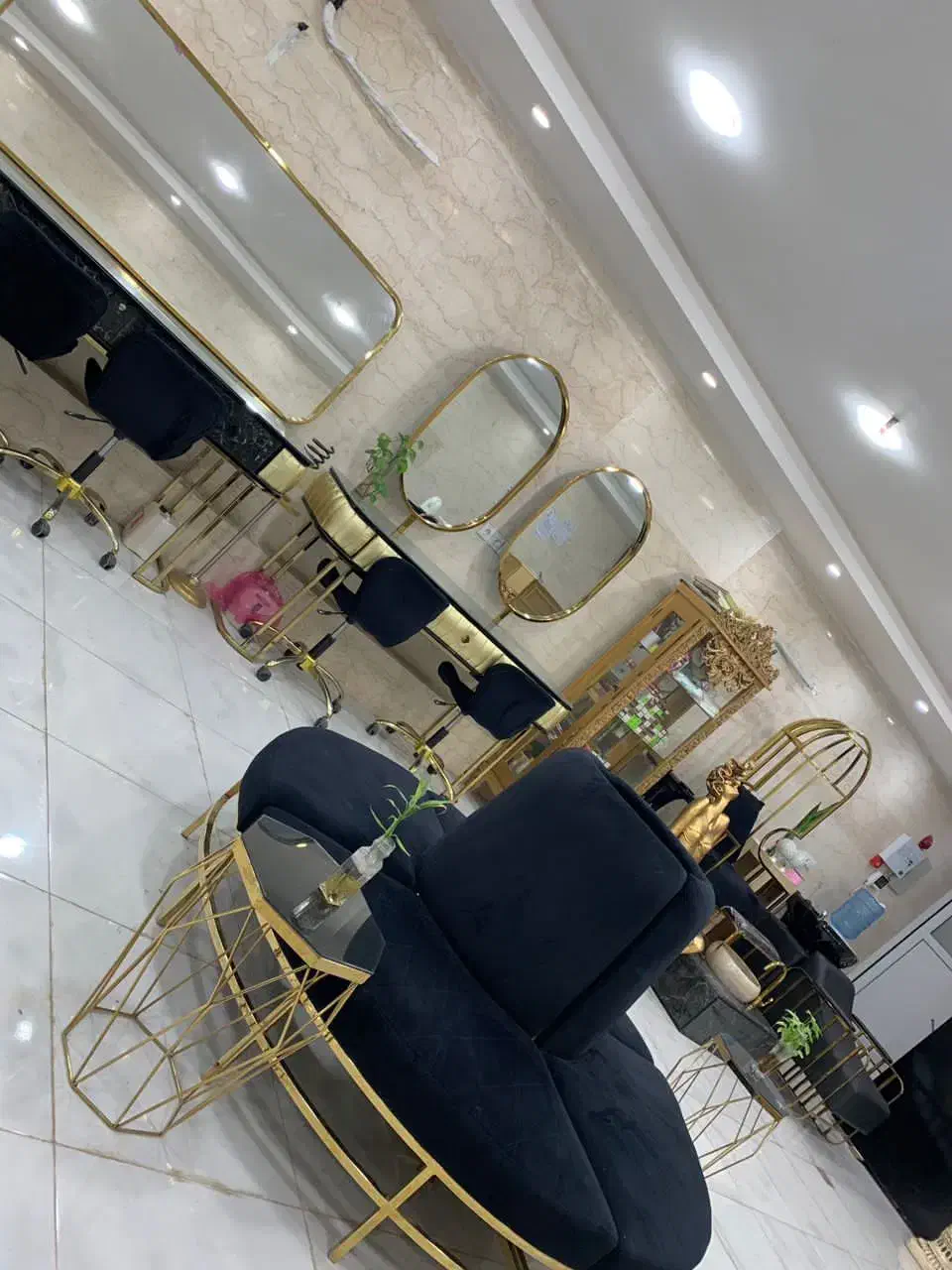 فروش لوازم سالن زیبایی و آرایشگاه|آرایشگاه و سالنهای زیبایی|اهواز, کوروش|دیوار