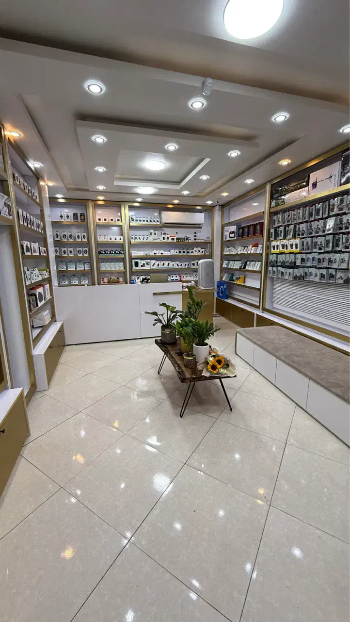 فروشنده موبایل و لوازم جانبی|استخدام بازاریابی و فروش|جم, |دیوار