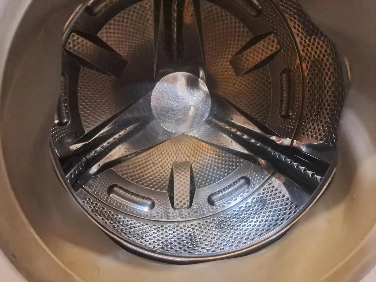 لباس شویی آبسال|ماشین لباسشویی و خشککن لباس|شاهینشهر, شهرک گلدیس|دیوار