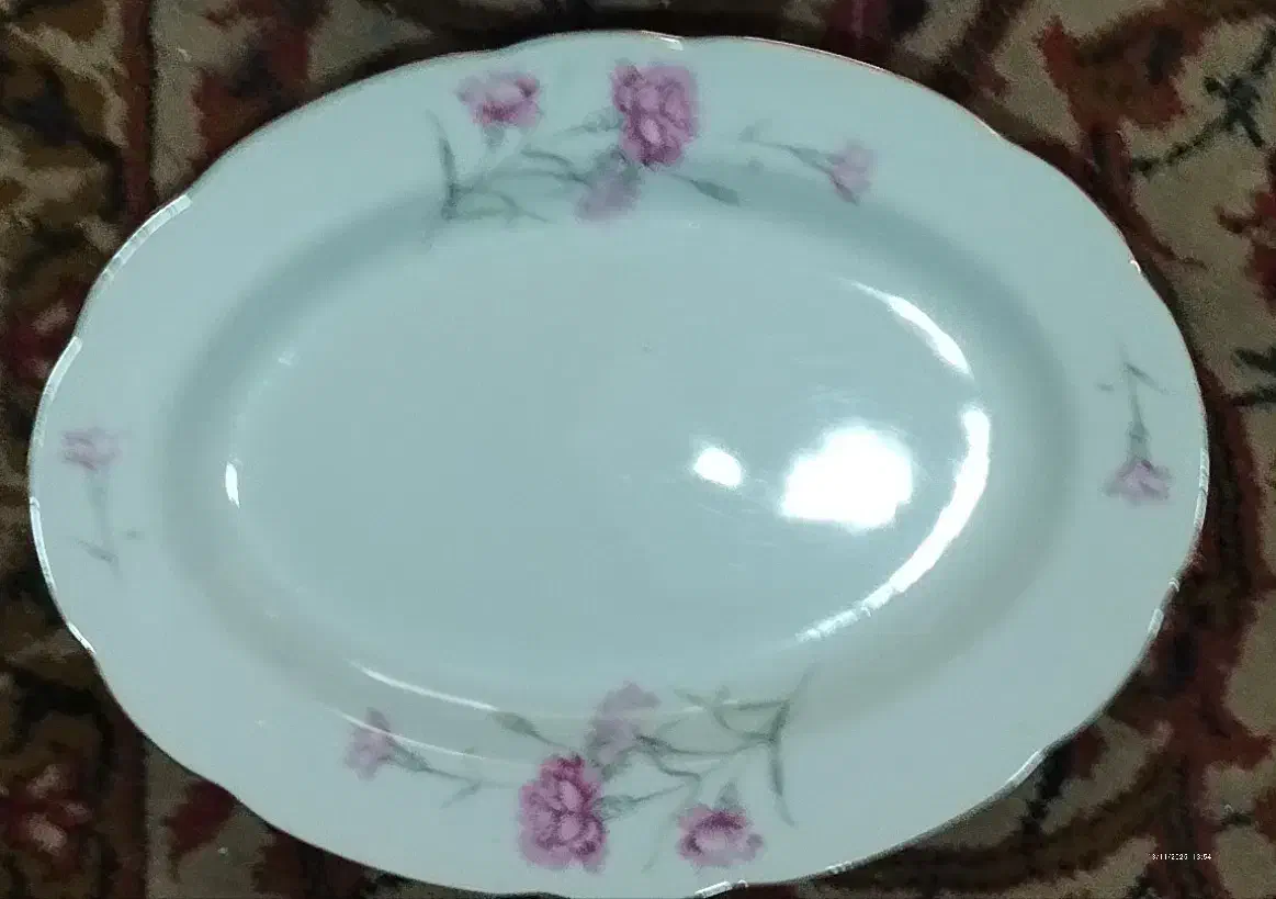 دیس گلسرخی|کلکسیون اشیاء عتیقه|رشت, پیرسرا|دیوار