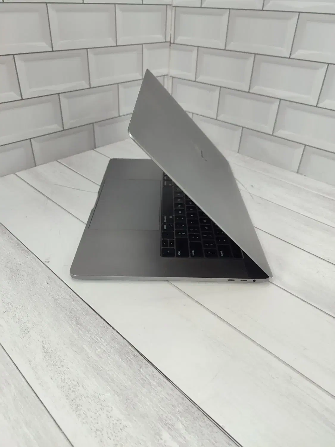 مک بوک پرو ۲۰۱۹ چهارگیگ گرافیک|رایانه همراه|تهران, میدان ولیعصر|دیوار