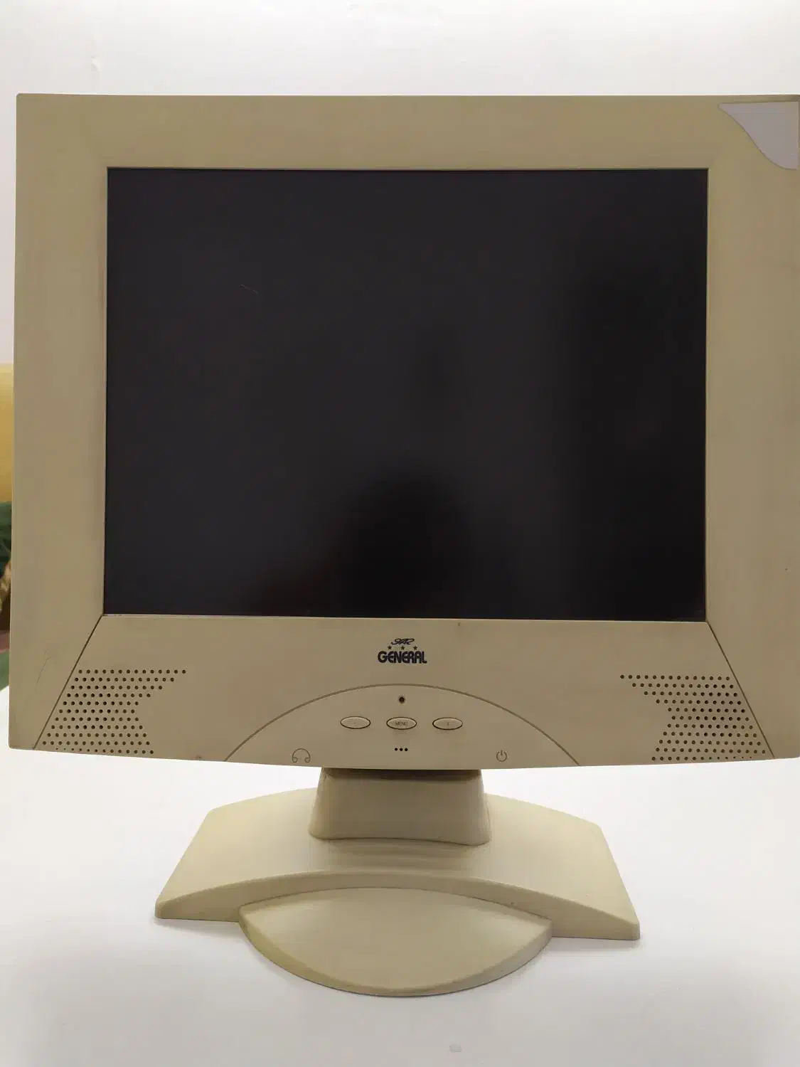 مانیتور ۱۵ اینچ جنرال|قطعات و لوازم جانبی رایانه|اصفهان, پوریای ولی|دیوار