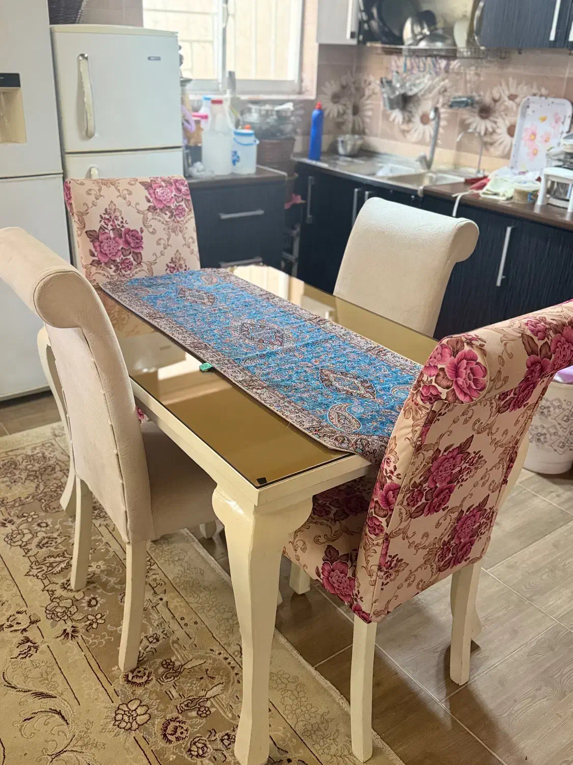 میز ناهار خوری ۴ نفره|میز و صندلی غذاخوری|سرخرود, |دیوار