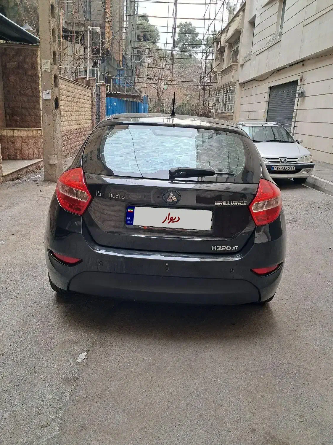 برلیانس مدل ۹۶ اتومات ۳۲۰ موتور بزرگ|خودرو سواری و وانت|تهران, جماران (نیاوران)|دیوار