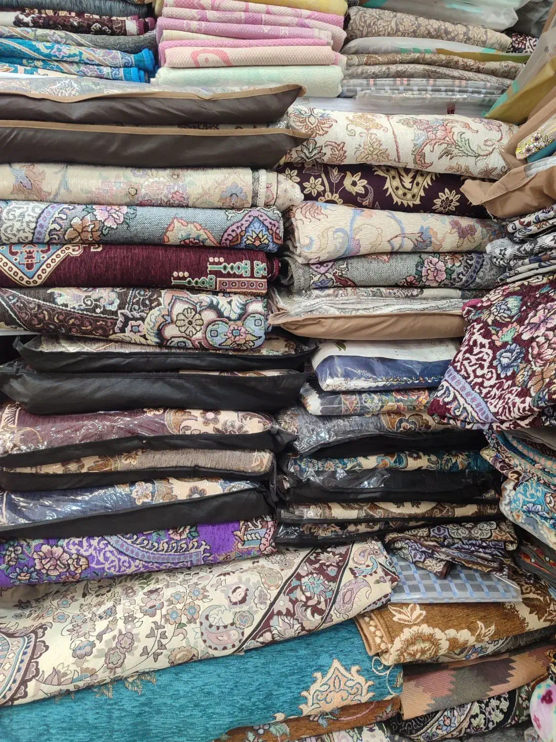 انواع زیر سفره و روفرشی|روفرشی|اصفهان, شهشهان|دیوار