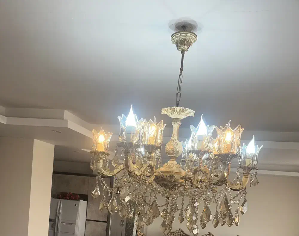 لوستر برنج کاملا اصل بدون زنگ زدگی قابل شستشو|لوستر و چراغ آویز|شهریار, اصیل آباد|دیوار