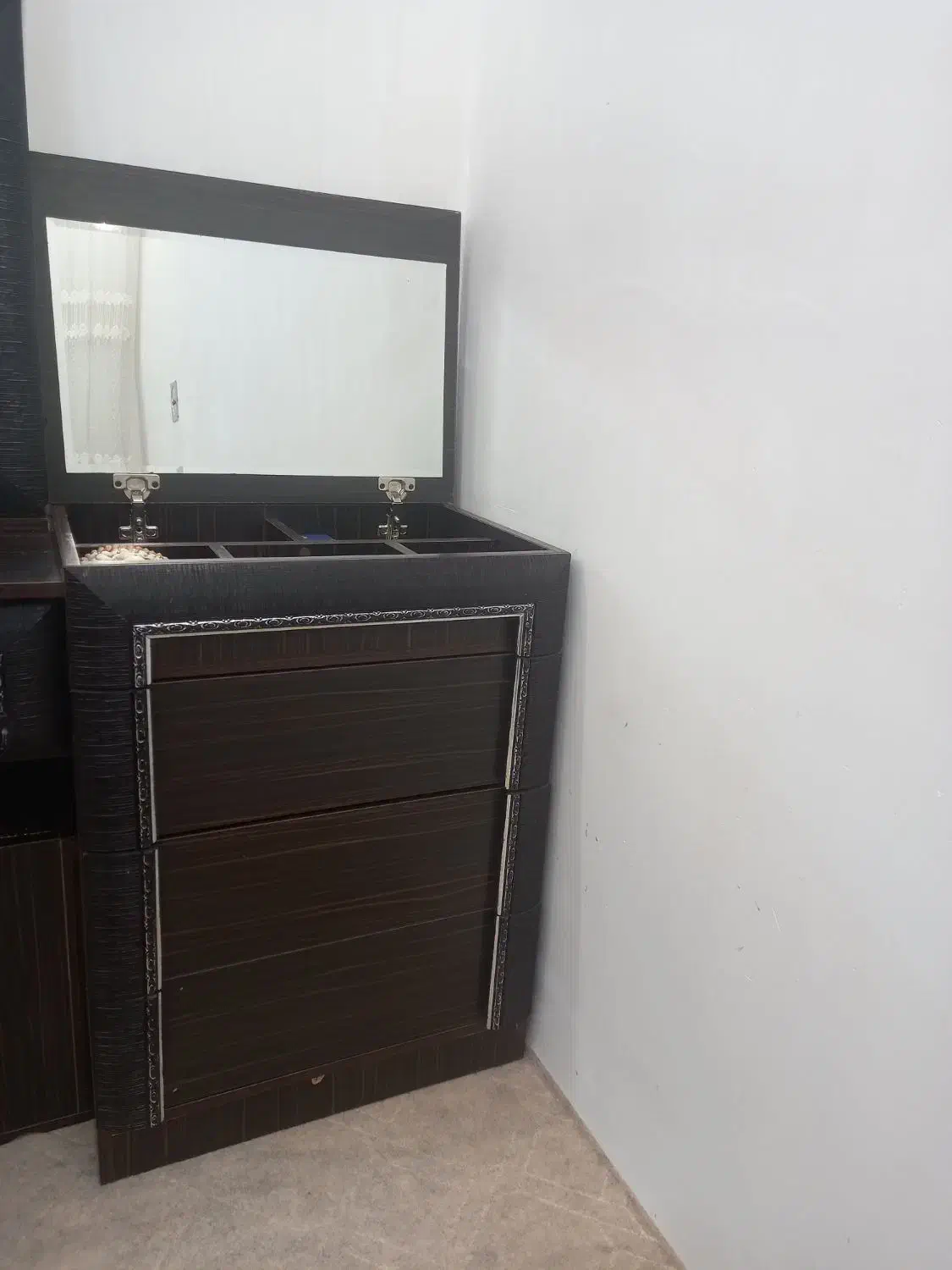 میزآرایش تمام ام دی اف|تخت و سرویس خواب|اردبیل, |دیوار