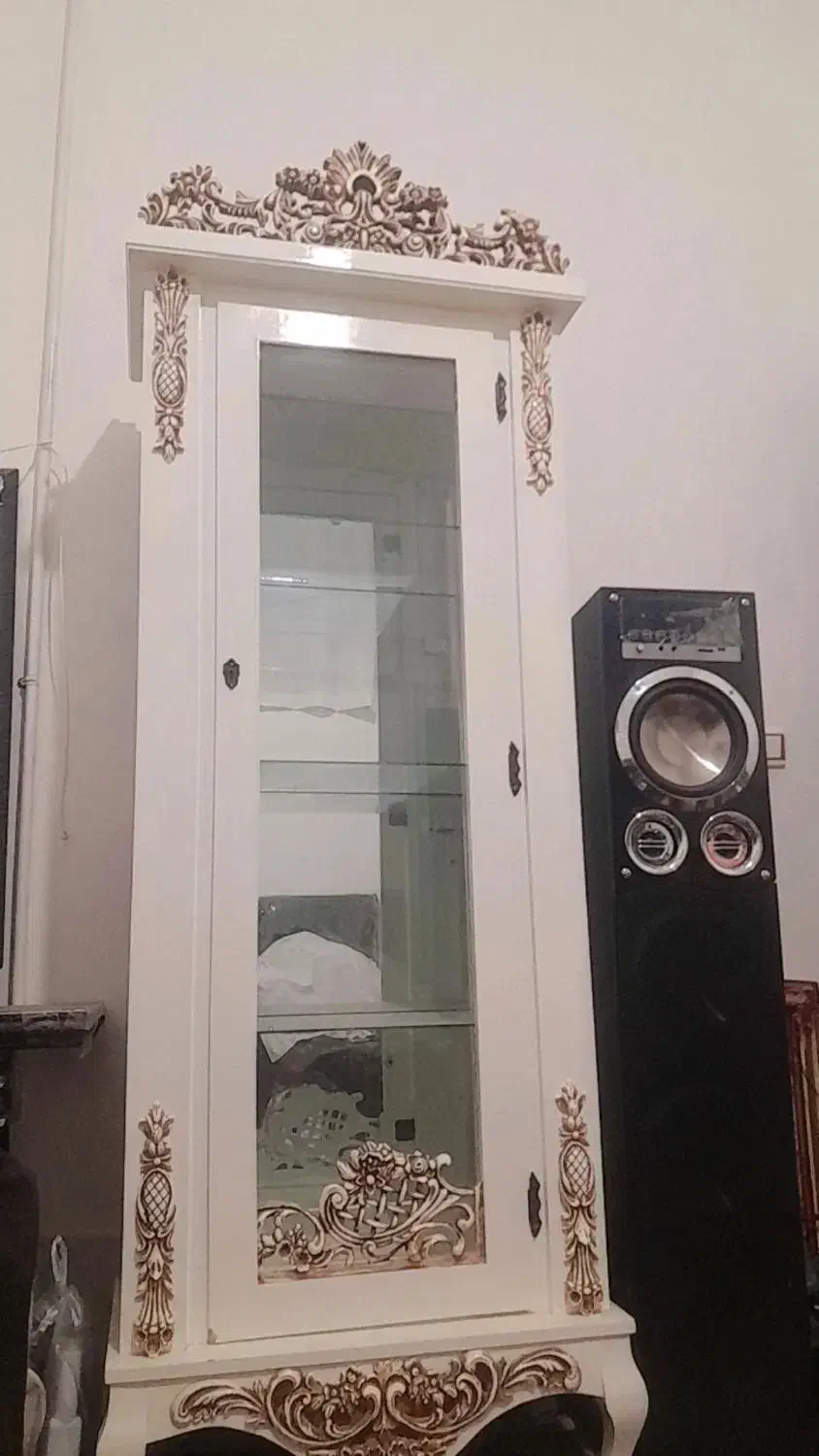 بوفه بسیار شیک وتمیز|بوفه، ویترین، کنسول|کاشمر, |دیوار