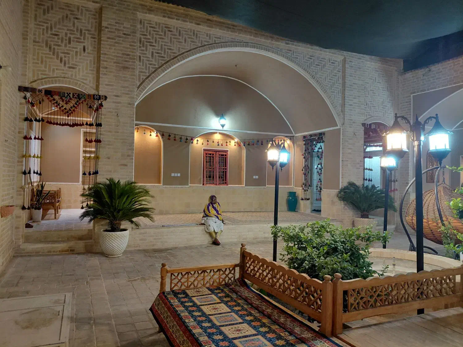 هتل /اقامتگاه سنتی /سوئیت/ بومگردی/منزل|اجارهٔ کوتاهمدت آپارتمان و سوئیت|یزد, |دیوار