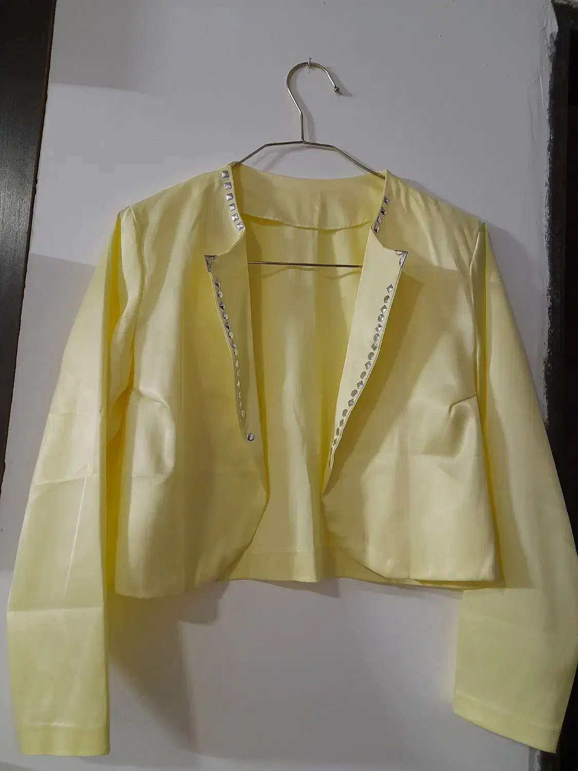 تعدای لباس دخترانه|لباس|گنبد کاووس, |دیوار