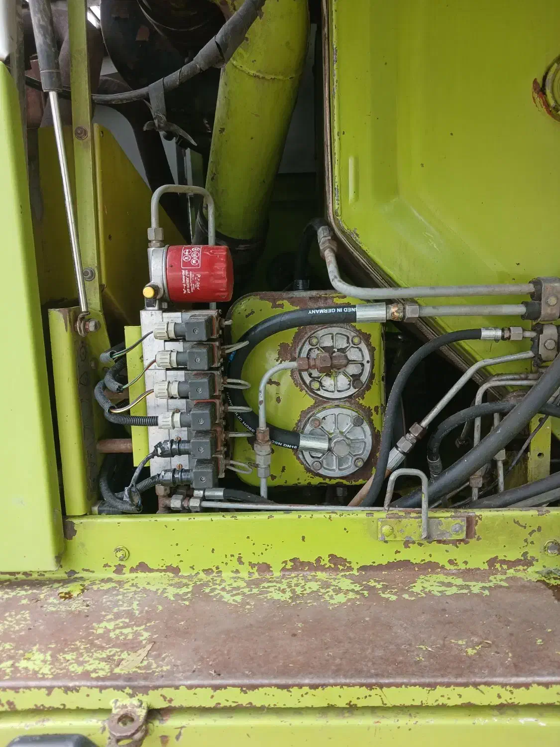 چاپر|خودرو سنگین|چناران, |دیوار