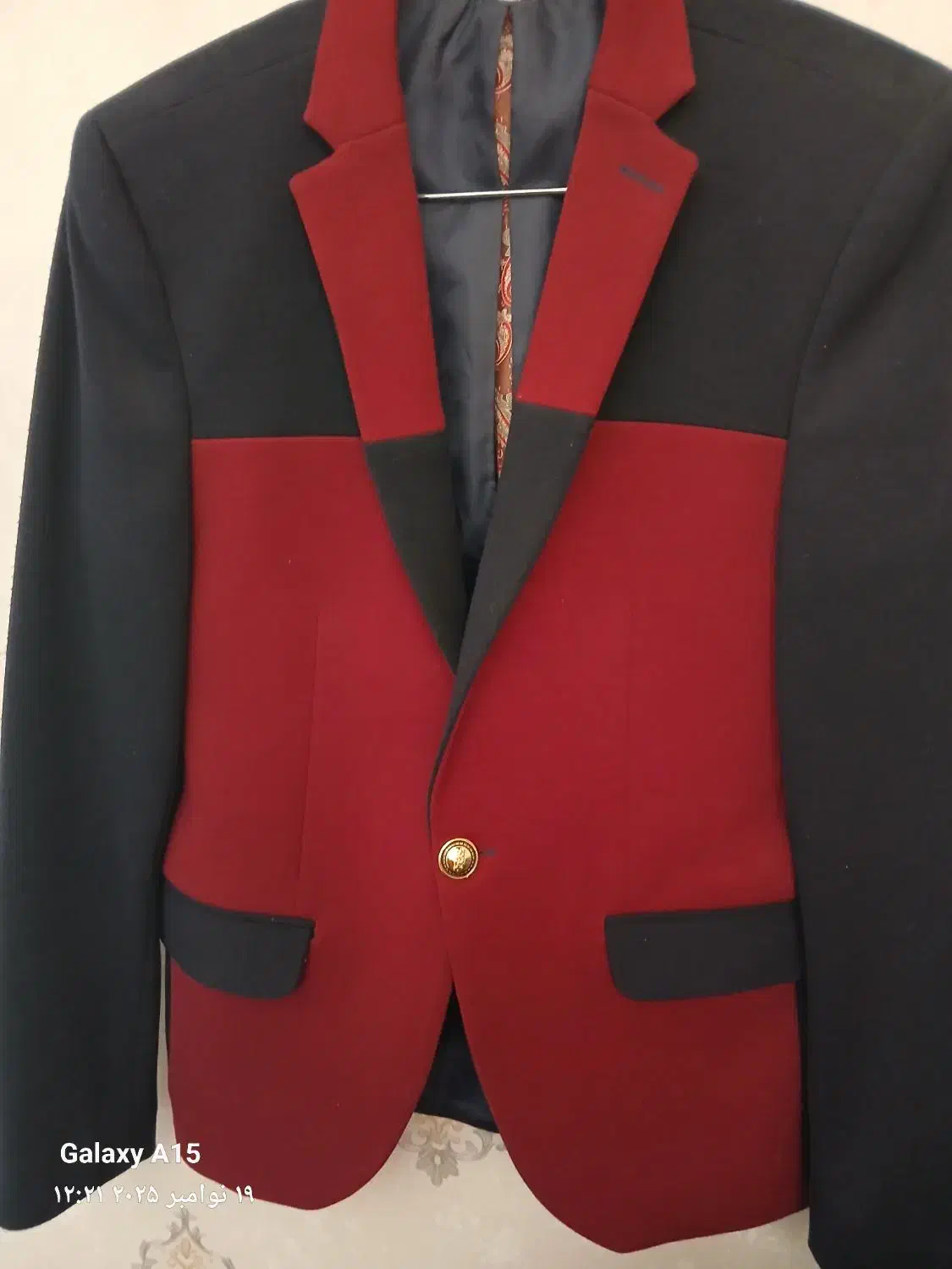 کت اسپرت|لباس|فولادشهر, مسکن مهر فولادشهر|دیوار