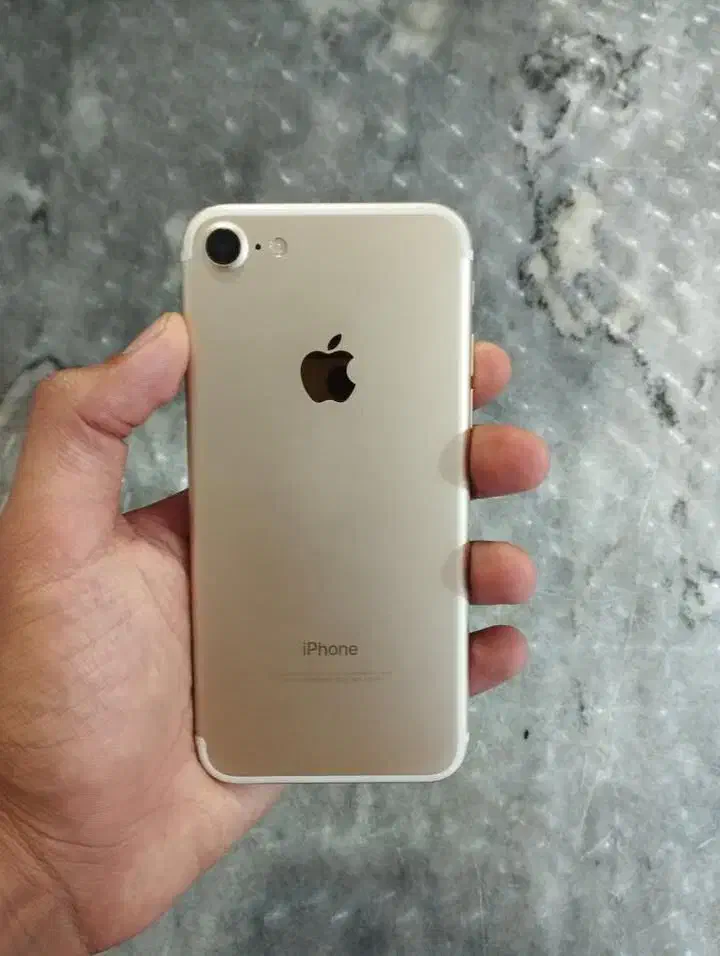 ایفون۷|موبایل|بندر انزلی, عباس آباد|دیوار