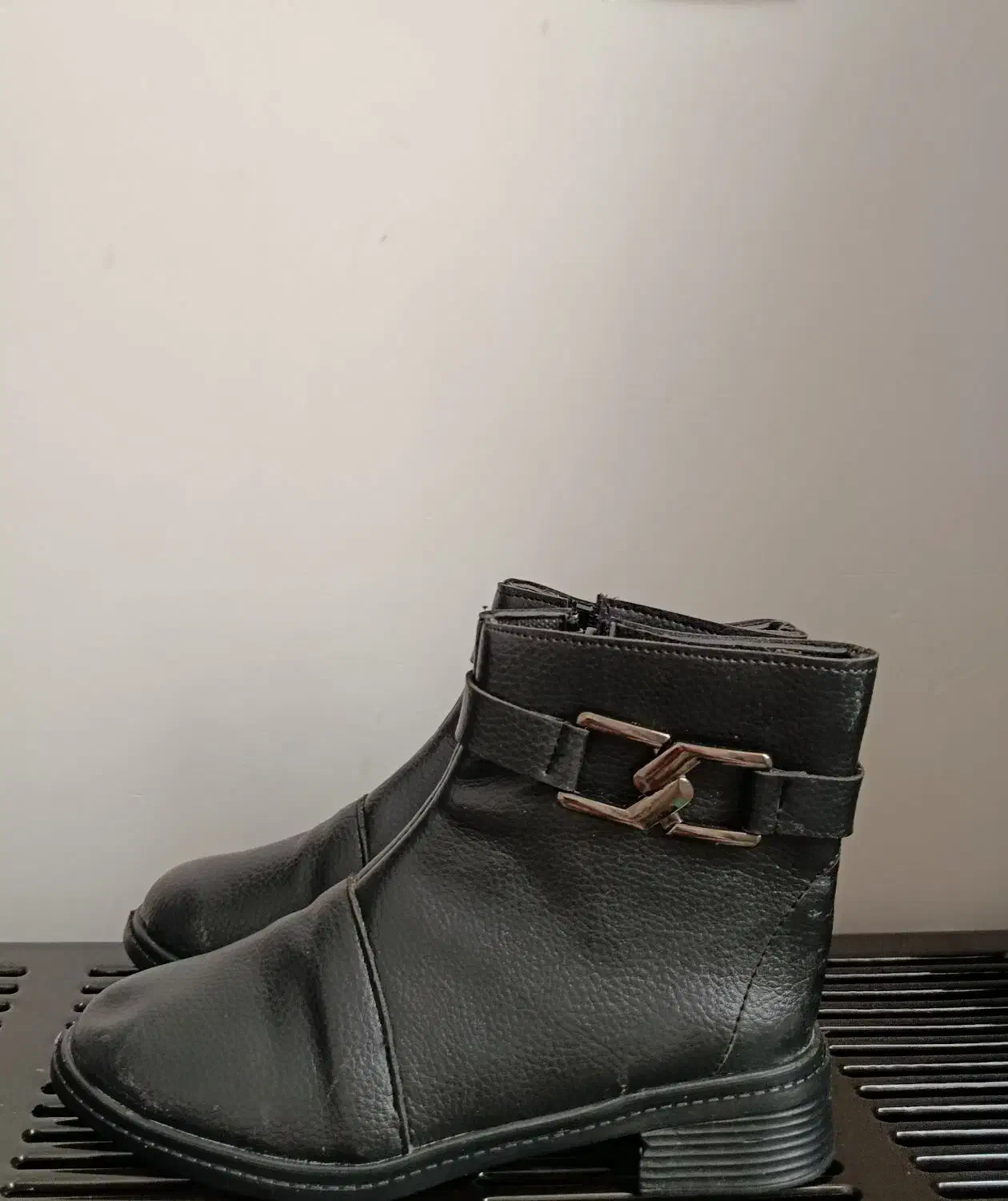 کفش بوت سایز ۳۸|کیف، کفش، کمربند|فسا, |دیوار