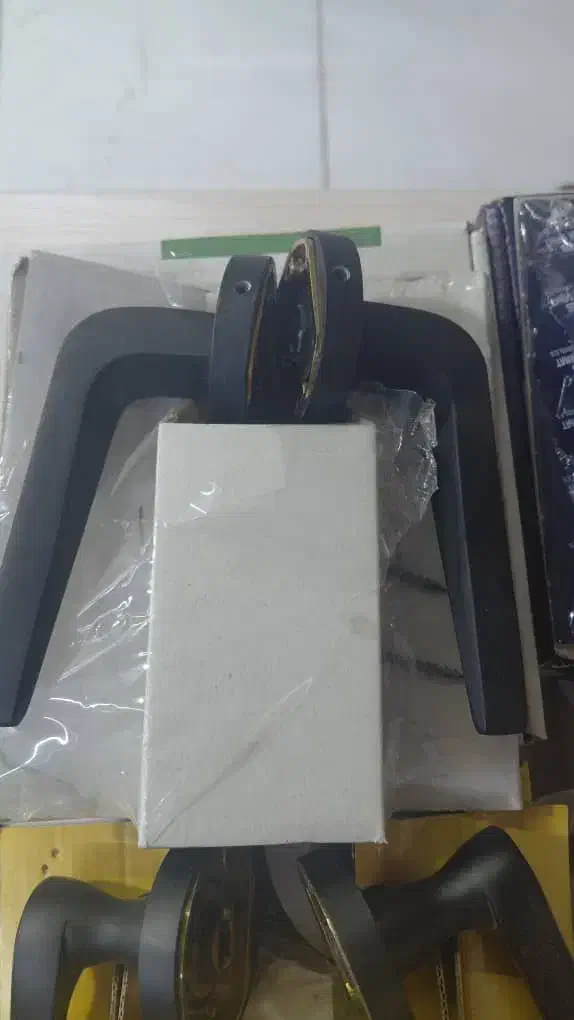 دستگیره در|مصالح و تجهیزات ساختمان|کرج, خرمدشت|دیوار