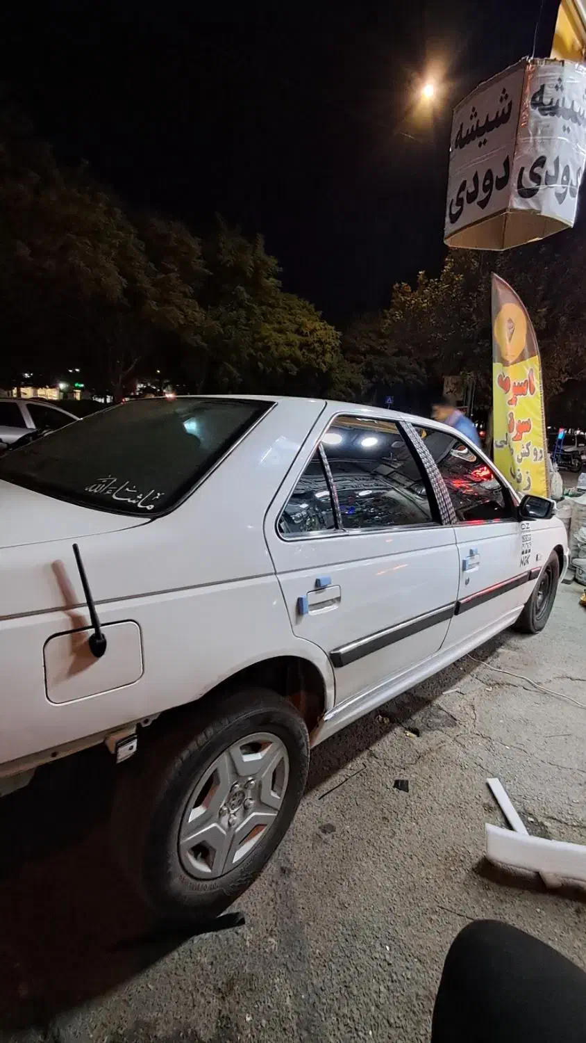 شیشه دودی|خدمات موتور و ماشین|قزوین, |دیوار