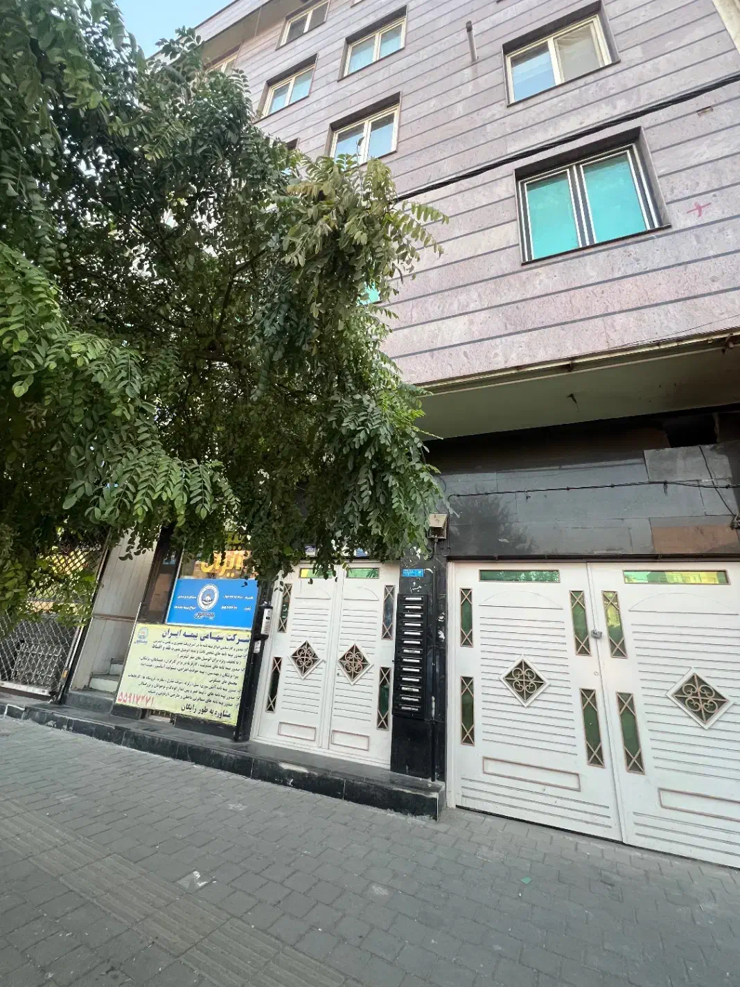 برجاده قم نبش کوچه ی رجبی   باغ  آهو|فروش آپارتمان|ری, سرتخت|دیوار