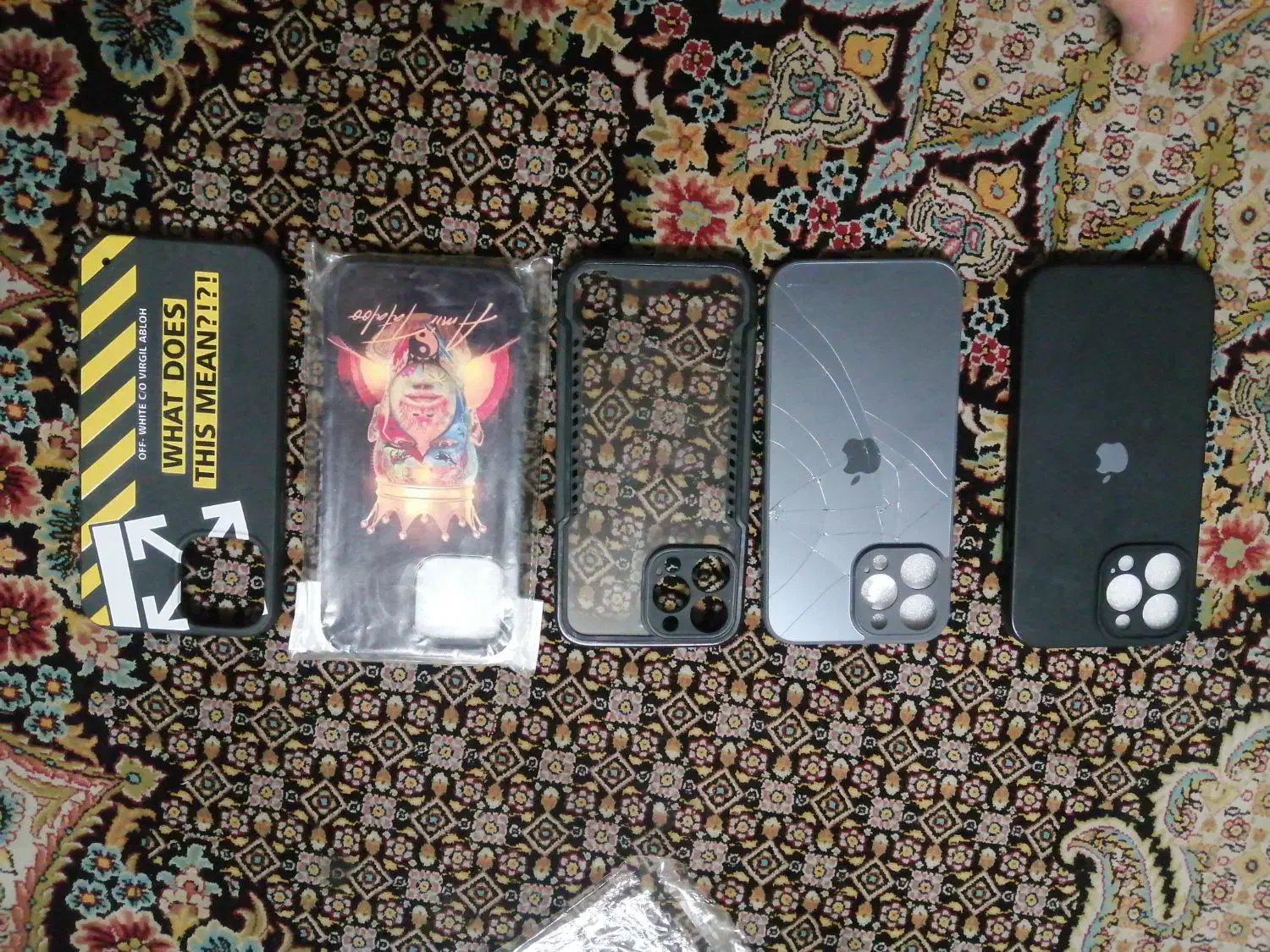 چند عدد قاب گوشی آیفون 13 پرو مکس|لوازم جانبی موبایل و تبلت|تهران, شوش|دیوار