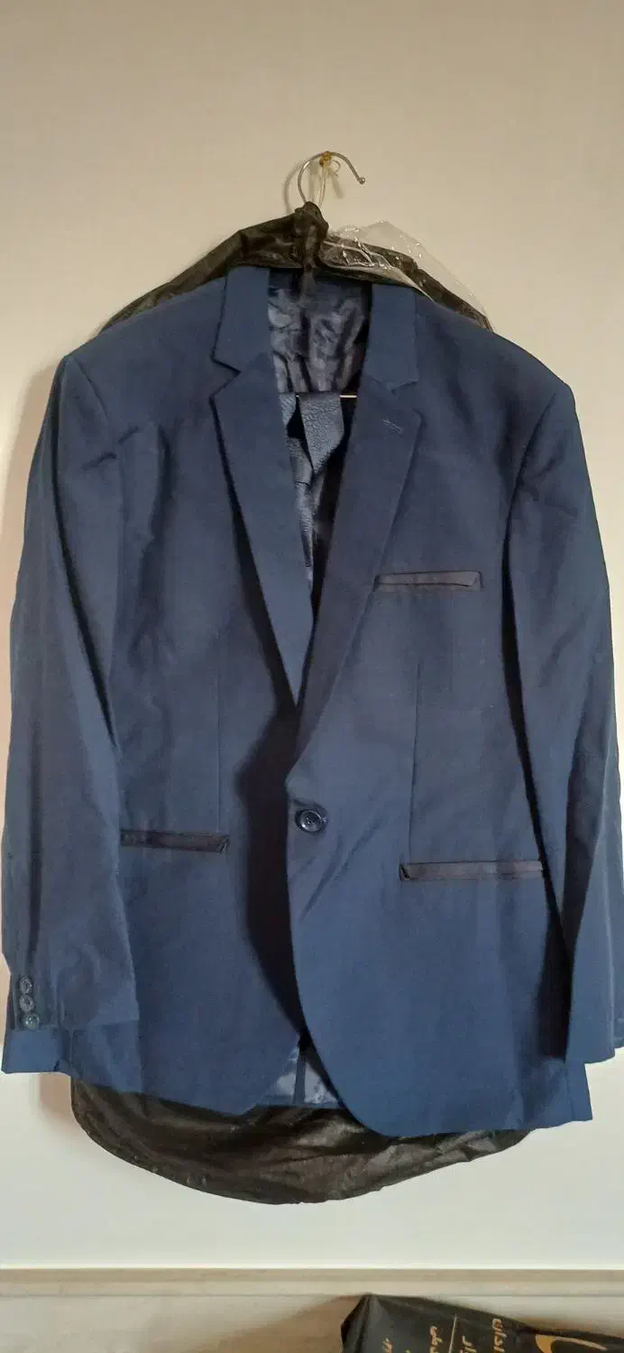 کت و شلوار با پیراهن|لباس|کاشان, لتحر|دیوار