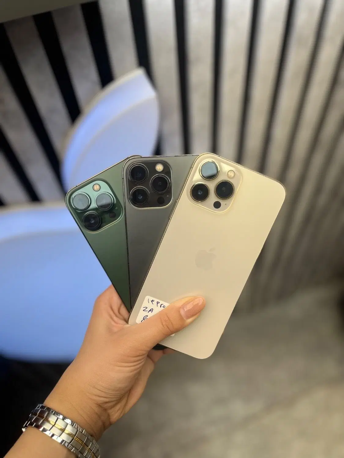 iPhone 13 pro max|موبایل|قم, جهان بینی|دیوار