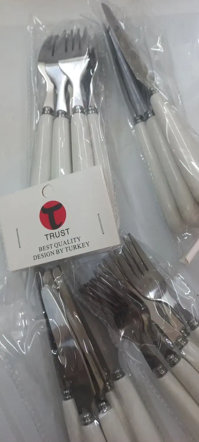 تعدای وسایل اشپز خانه نو نو|ظروف سرو و پذیرایی|لاهیجان, پردسر|دیوار