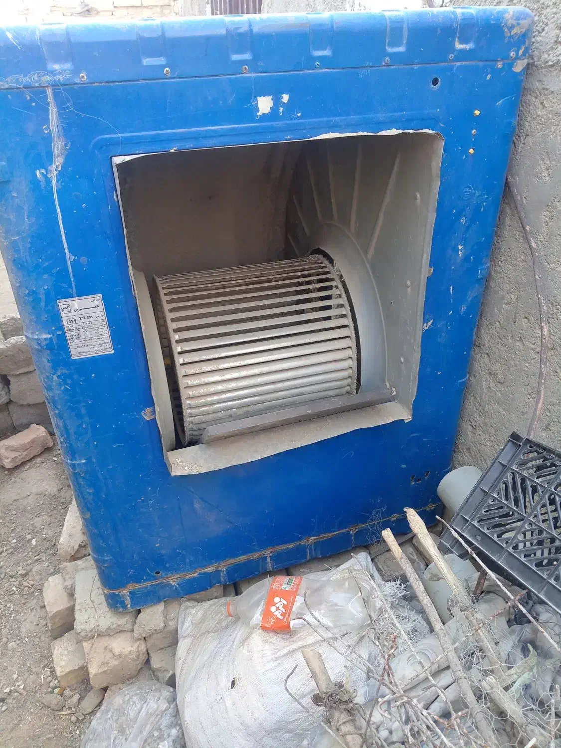 کولرآبی|کولر آبی|زهک, |دیوار