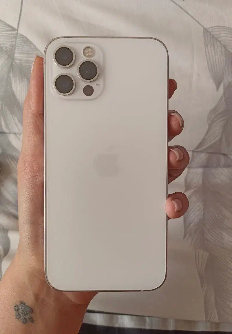 ایفون ۱۲ پرو ۲۵۶|موبایل|رشت, گلسار|دیوار