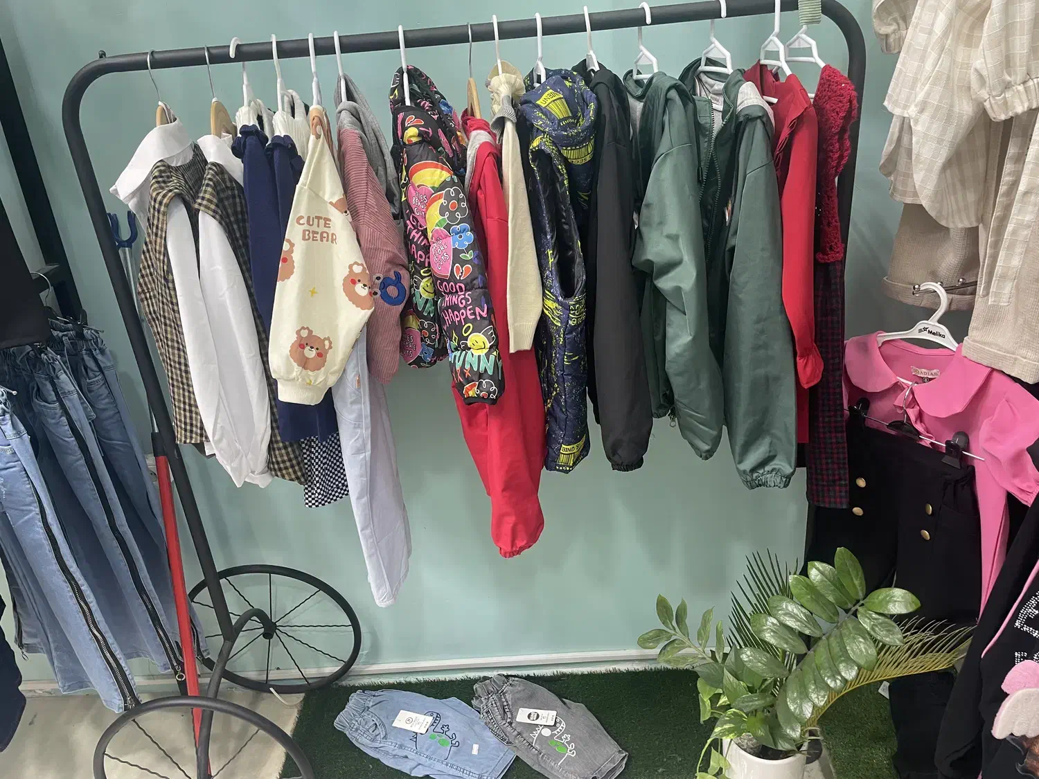 رگال اویز چوبرخت هرچی وسایل برا مغازه لباس|فروشگاه و مغازه|خوی, |دیوار